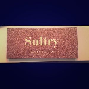 Anastasia Beverly Hills Sultry Palette